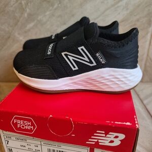 Kids NEW BALANCE 7 shoes